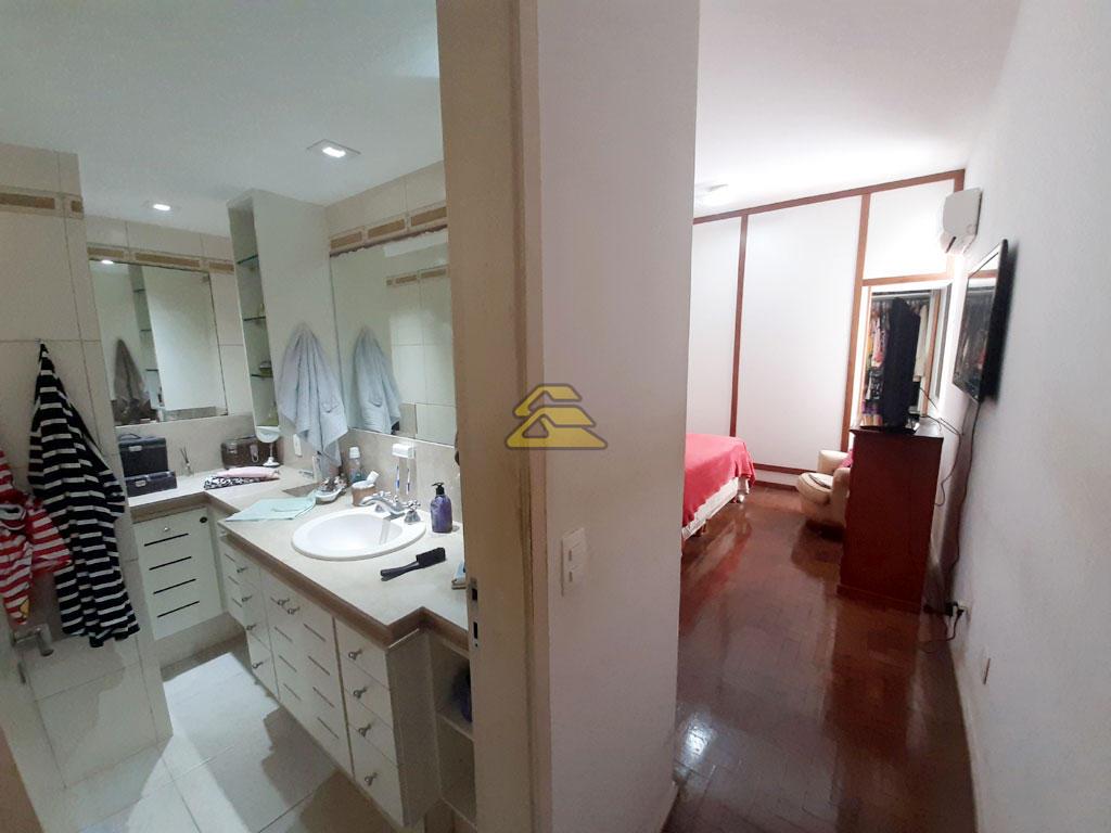 Apartamento à venda com 4 quartos, 236m² - Foto 30