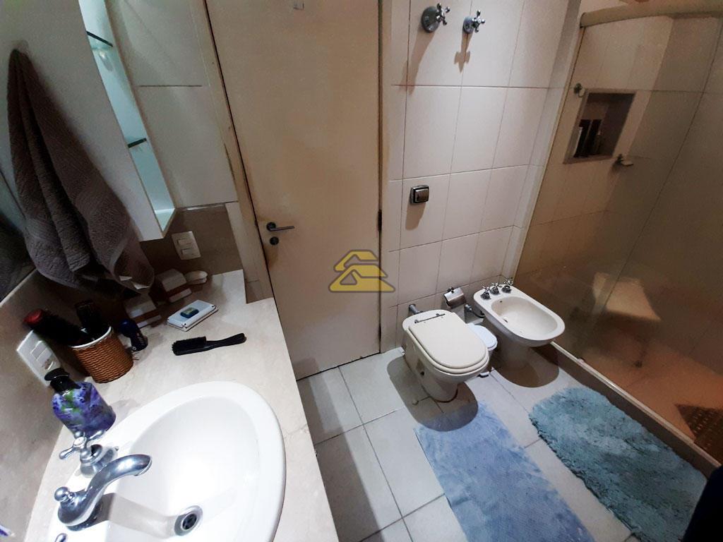 Apartamento à venda com 4 quartos, 236m² - Foto 32