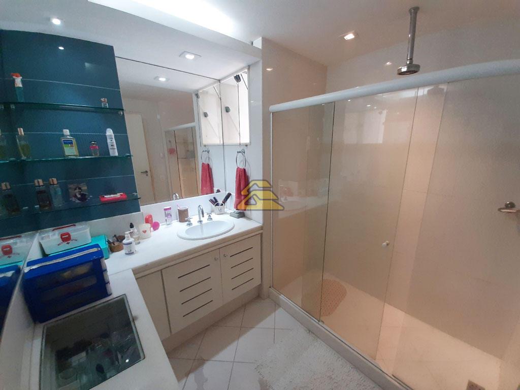 Apartamento à venda com 4 quartos, 236m² - Foto 33