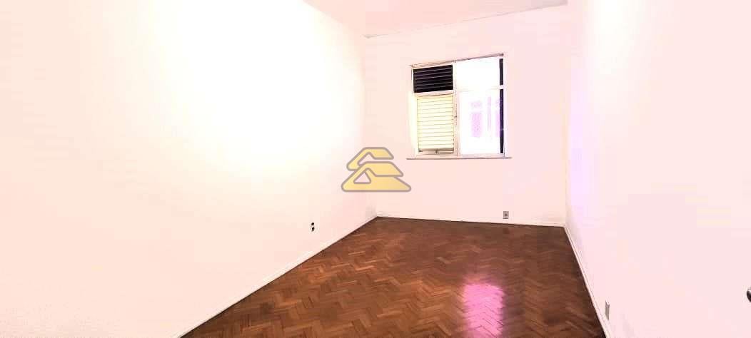 Apartamento à venda com 3 quartos, 143m² - Foto 14