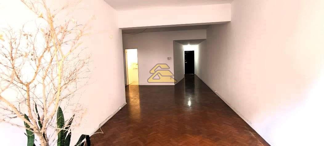 Apartamento à venda com 3 quartos, 143m² - Foto 4