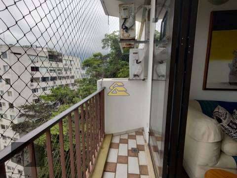 Apartamento à venda com 2 quartos, 70m² - Foto 21