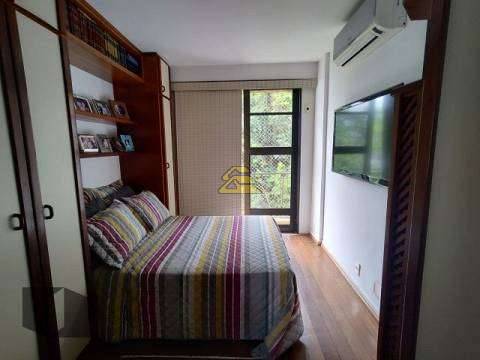 Apartamento à venda com 2 quartos, 70m² - Foto 8