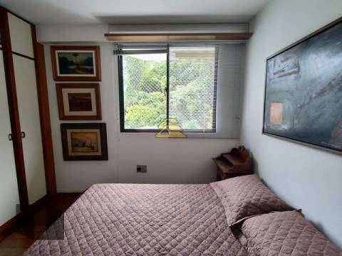 Apartamento à venda com 2 quartos, 70m² - Foto 13