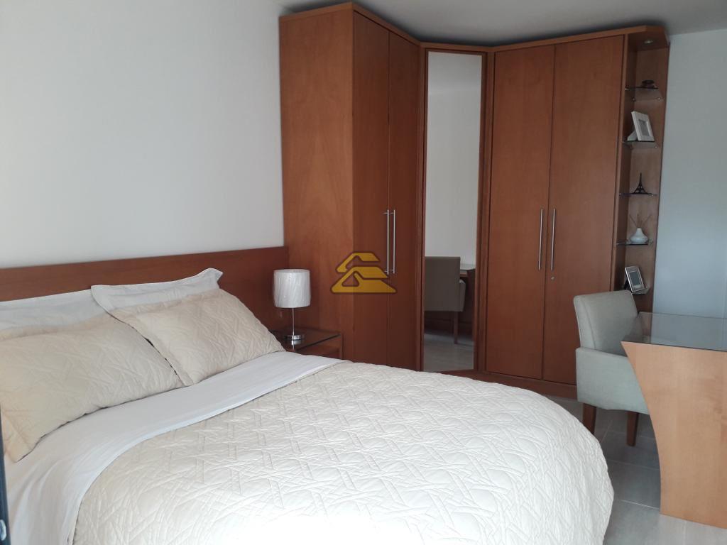 Apartamento à venda com 2 quartos, 71m² - Foto 9