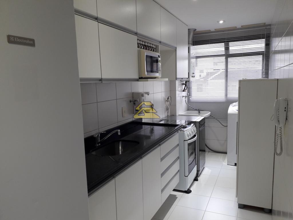 Apartamento à venda com 2 quartos, 71m² - Foto 13