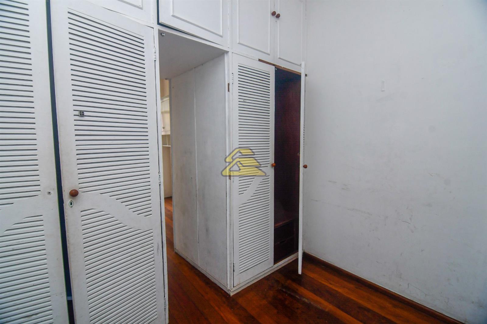 Apartamento à venda com 2 quartos, 62m² - Foto 11