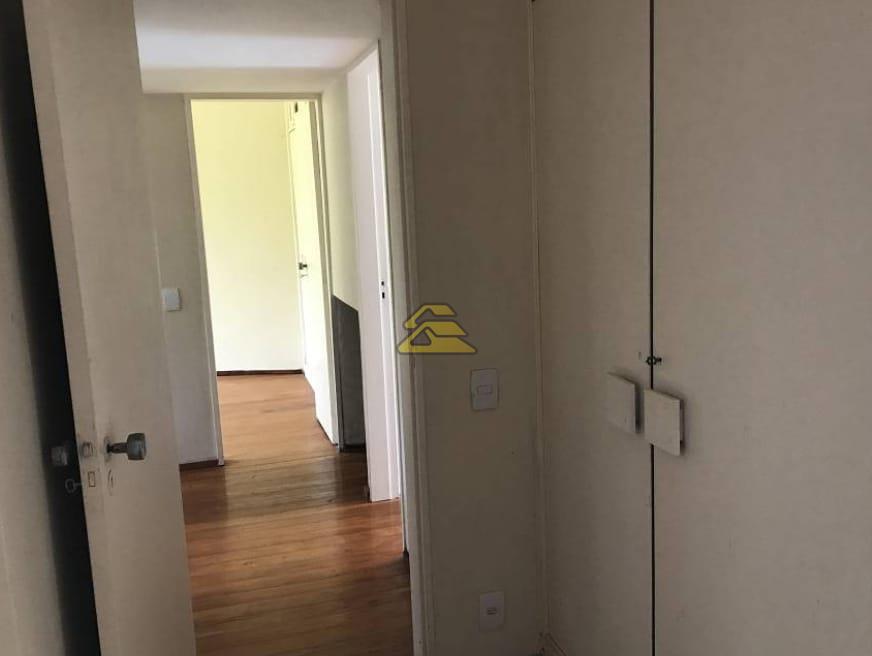 Casa à venda com 5 quartos, 156m² - Foto 7