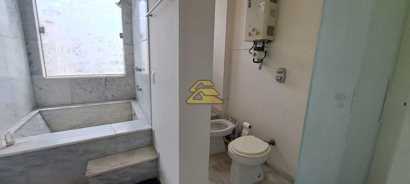 Apartamento à venda com 6 quartos, 417m² - Foto 1