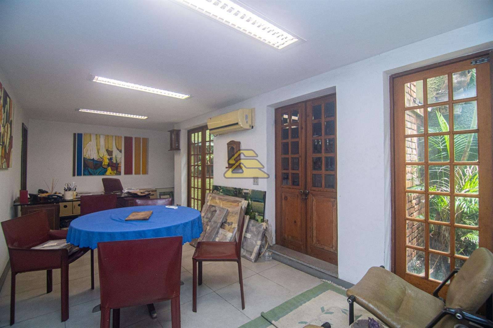 Prédio Inteiro à venda, 311m² - Foto 17