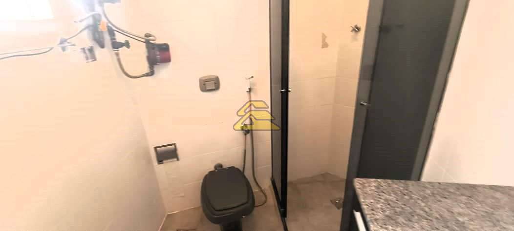 Apartamento à venda com 2 quartos, 65m² - Foto 14