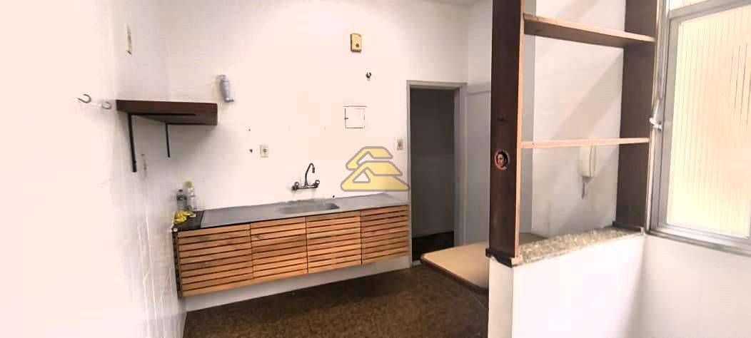 Apartamento à venda com 2 quartos, 65m² - Foto 12