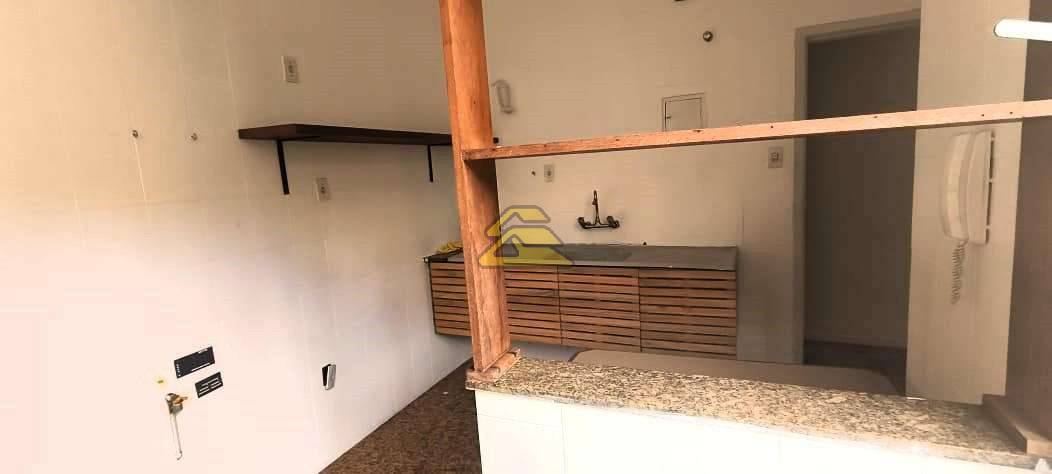 Apartamento à venda com 2 quartos, 65m² - Foto 11