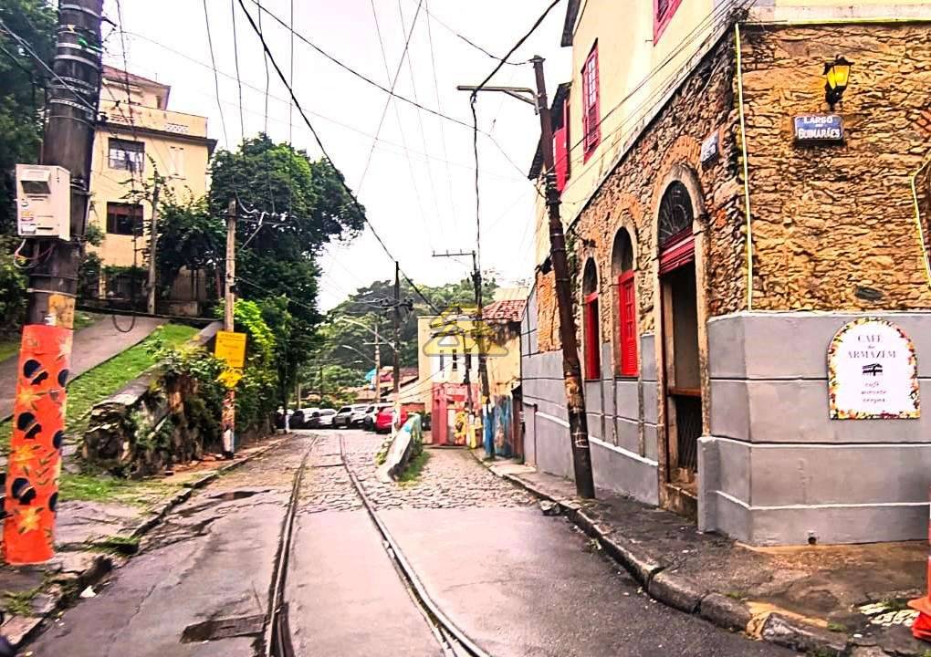 Apartamento à venda com 2 quartos, 65m² - Foto 3