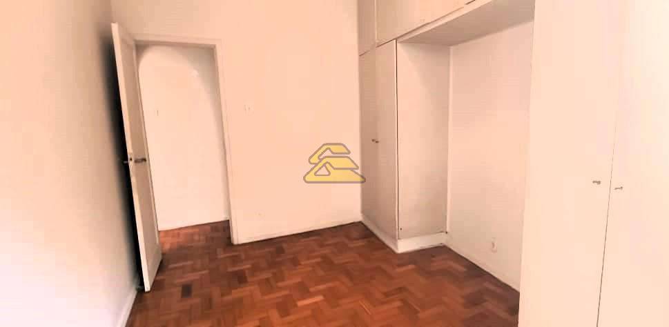 Apartamento à venda com 2 quartos, 65m² - Foto 21