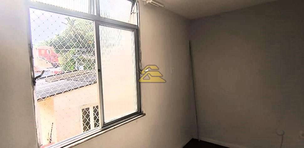 Apartamento à venda com 2 quartos, 65m² - Foto 24