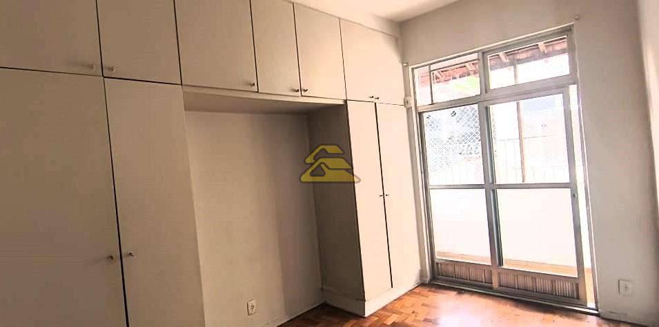 Apartamento à venda com 2 quartos, 65m² - Foto 26