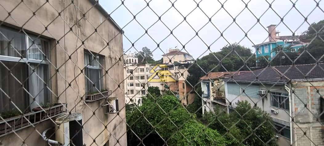 Apartamento à venda com 2 quartos, 65m² - Foto 31