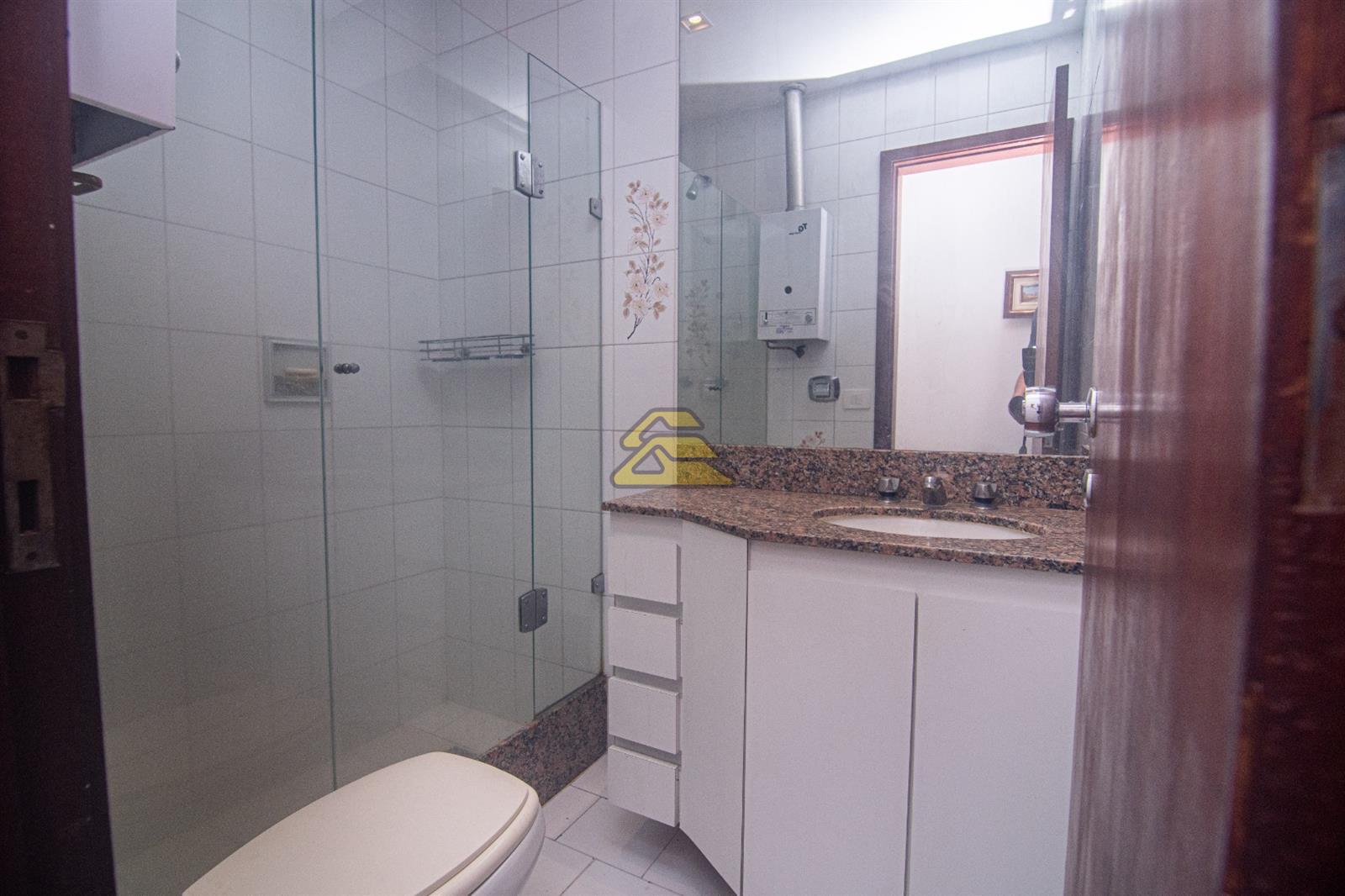 Apartamento à venda com 3 quartos, 192m² - Foto 26