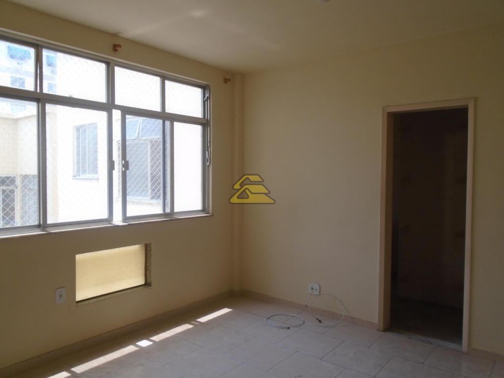 Apartamento para alugar com 2 quartos, 85m² - Foto 1