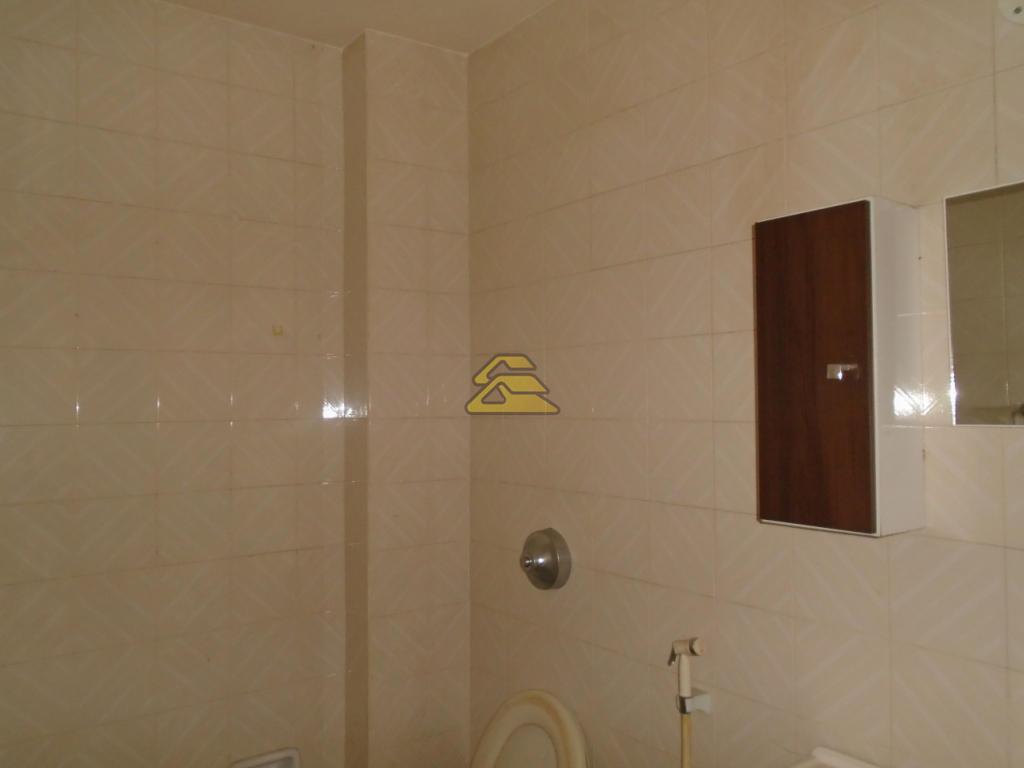 Apartamento para alugar com 2 quartos, 85m² - Foto 12