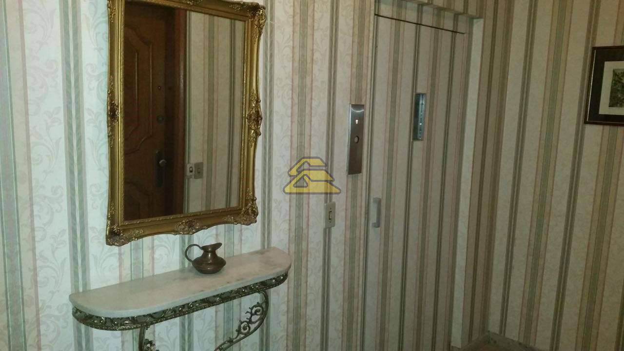 Apartamento à venda com 3 quartos, 185m² - Foto 23