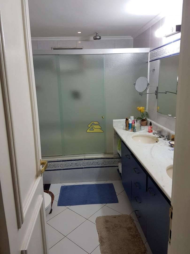 Apartamento à venda com 3 quartos, 185m² - Foto 24