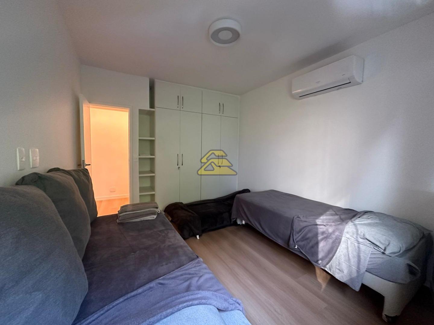 Apartamento à venda com 4 quartos, 246m² - Foto 16