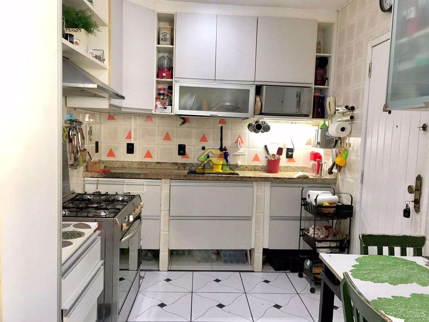 Apartamento à venda com 3 quartos, 95m² - Foto 14