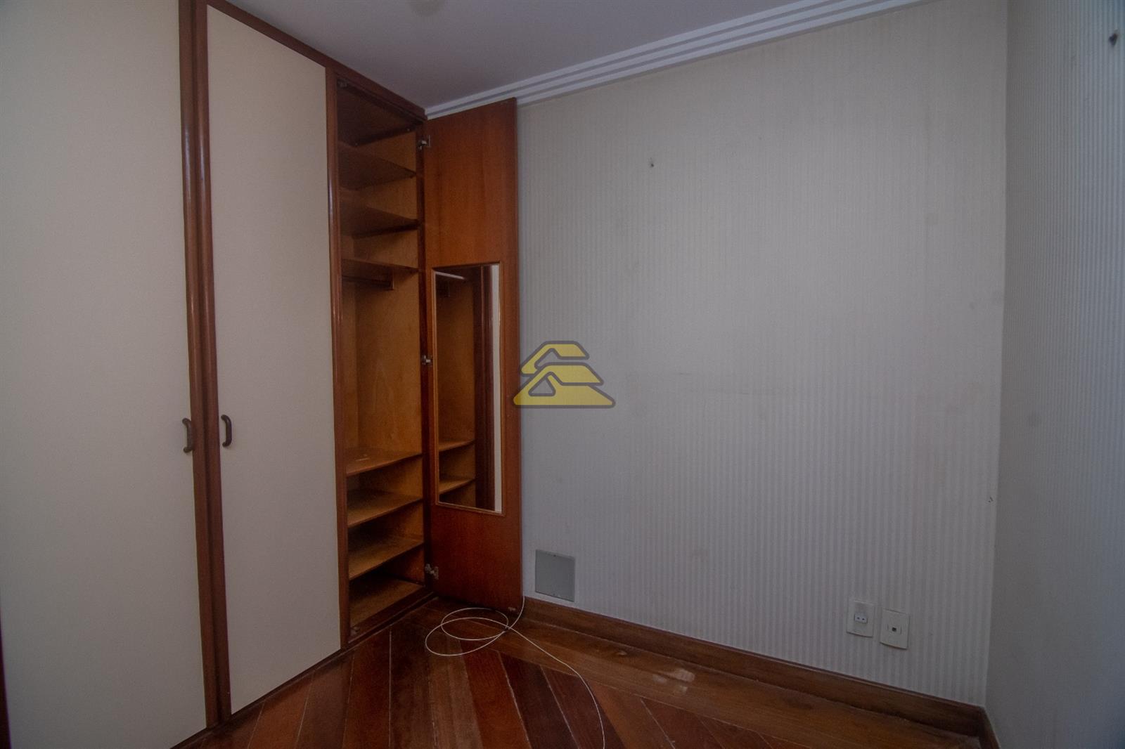 Apartamento à venda com 4 quartos, 169m² - Foto 10