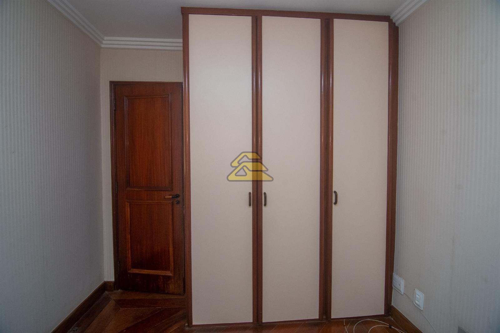 Apartamento à venda com 4 quartos, 169m² - Foto 11