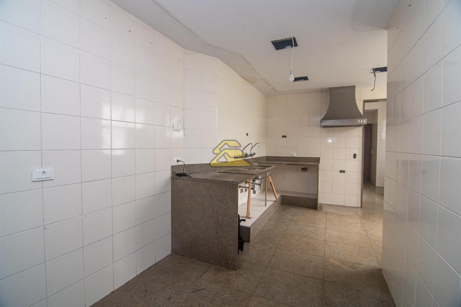 Apartamento à venda com 4 quartos, 169m² - Foto 20