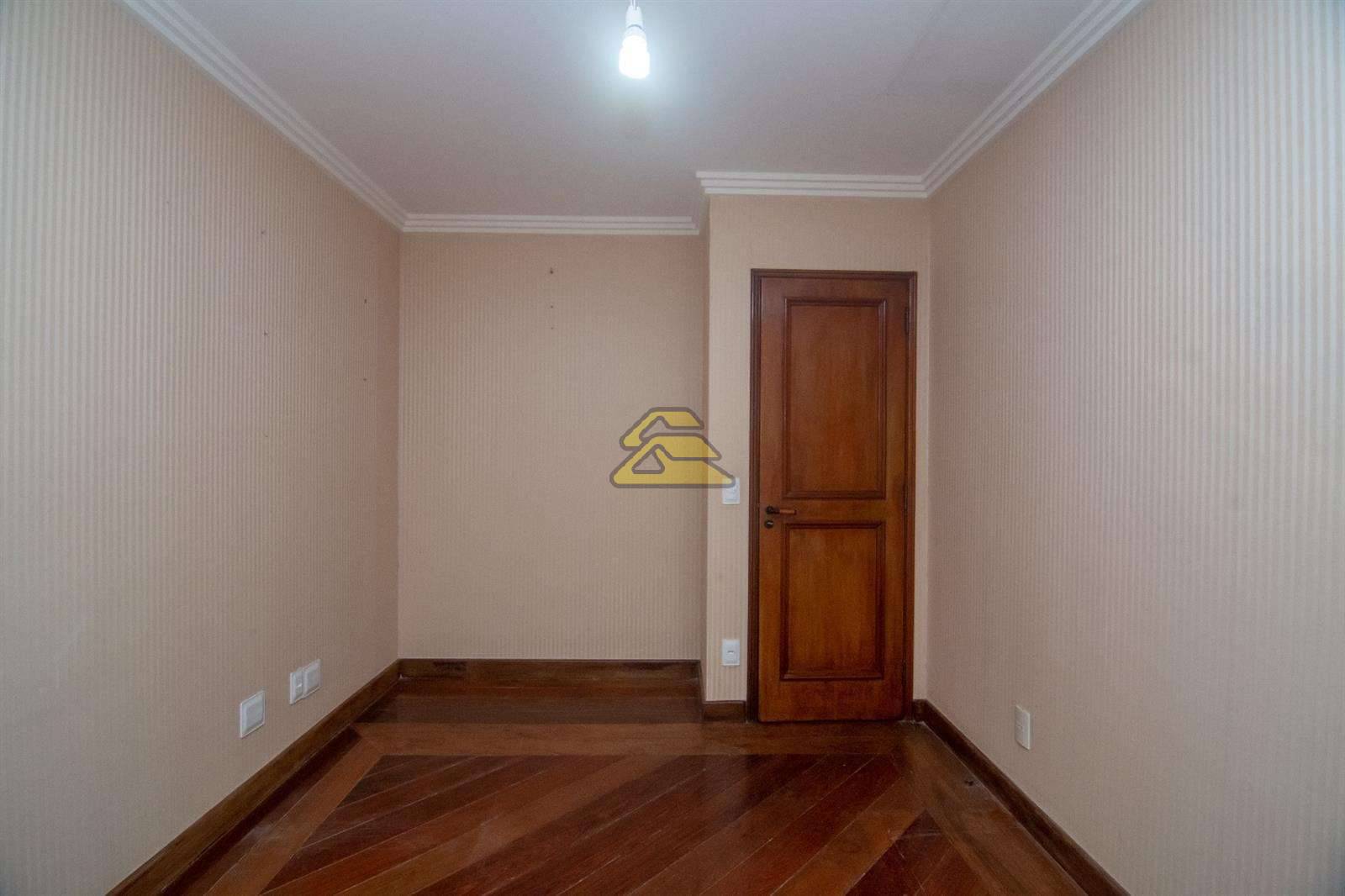 Apartamento à venda com 4 quartos, 169m² - Foto 16