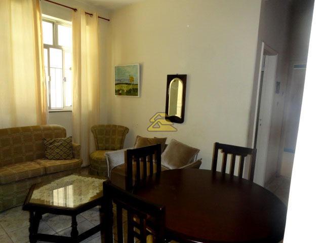 Apartamento à venda com 2 quartos, 76m² - Foto 1