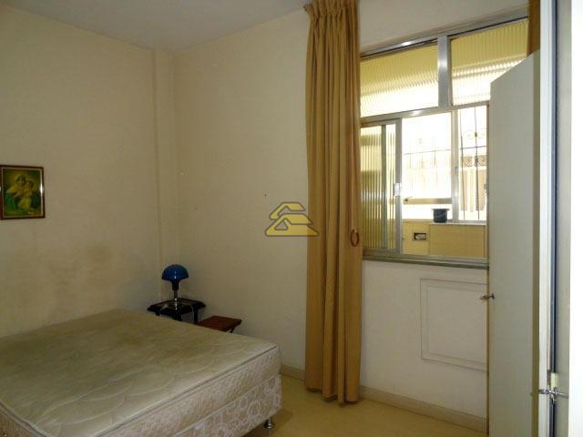 Apartamento à venda com 2 quartos, 76m² - Foto 9