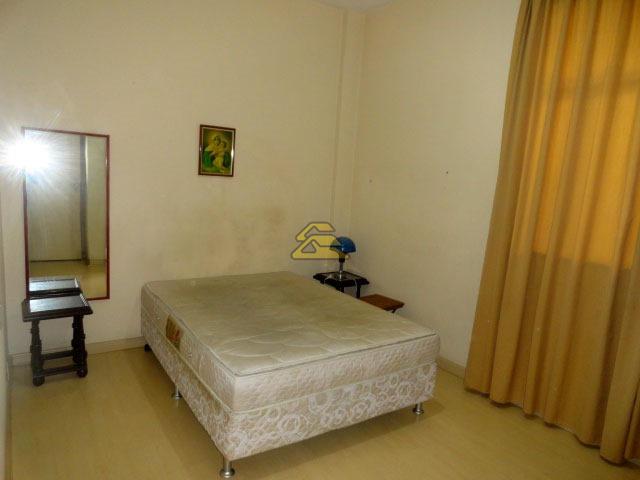 Apartamento à venda com 2 quartos, 76m² - Foto 11