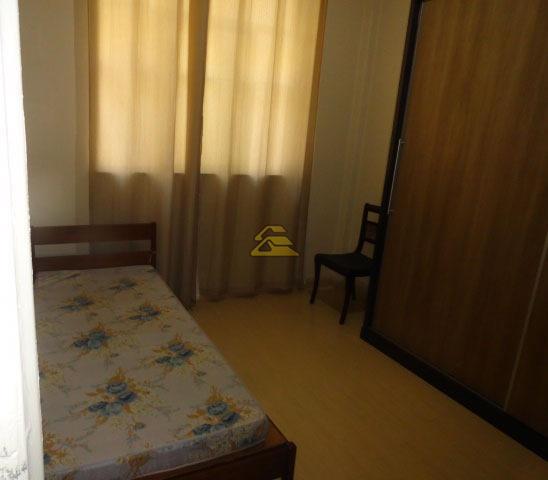 Apartamento à venda com 2 quartos, 76m² - Foto 13