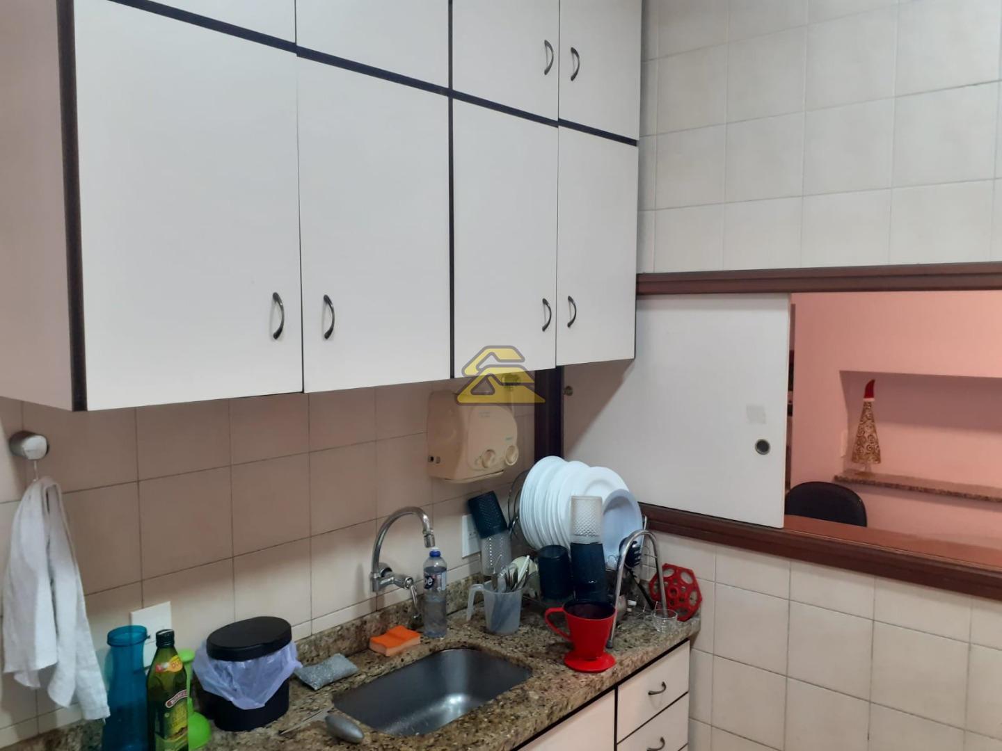 Casa à venda com 3 quartos, 238m² - Foto 24