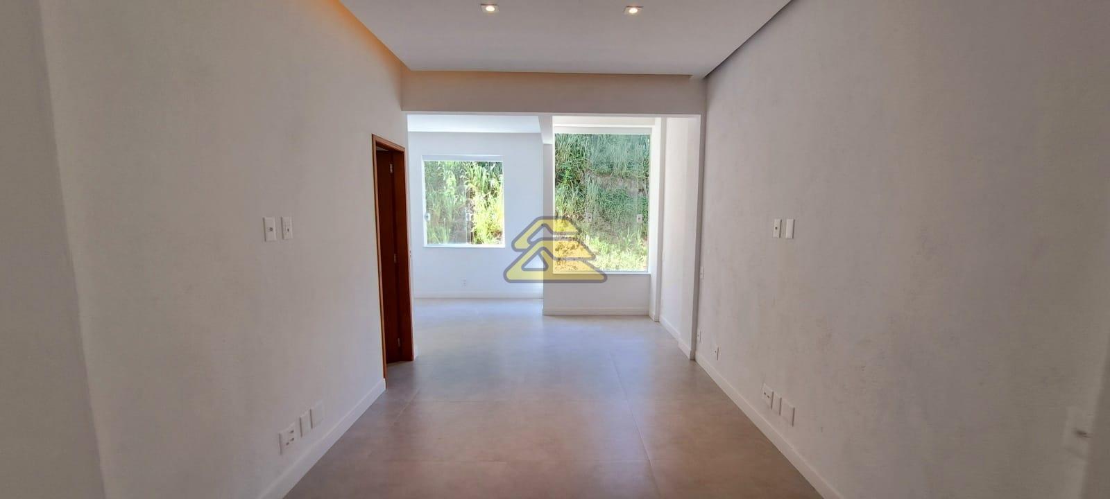 Apartamento à venda com 2 quartos, 61m² - Foto 2