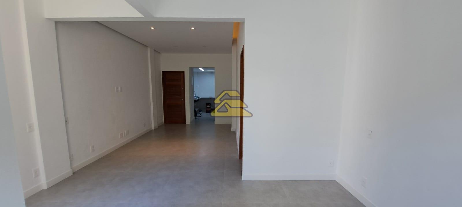 Apartamento à venda com 2 quartos, 61m² - Foto 4