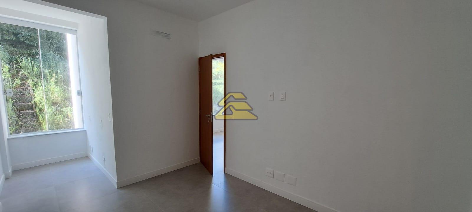 Apartamento à venda com 2 quartos, 61m² - Foto 11