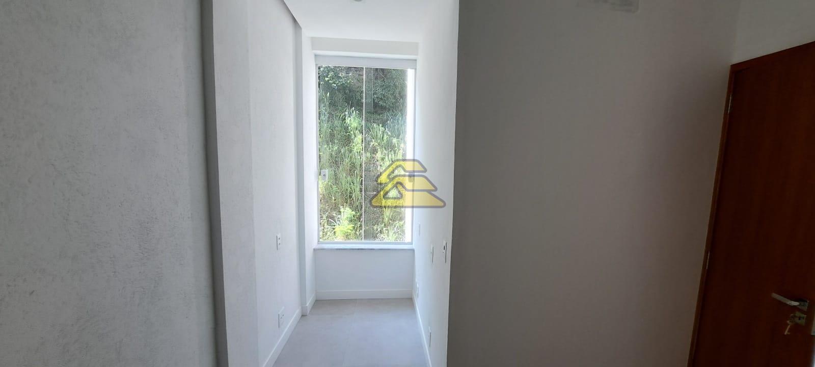 Apartamento à venda com 2 quartos, 61m² - Foto 16