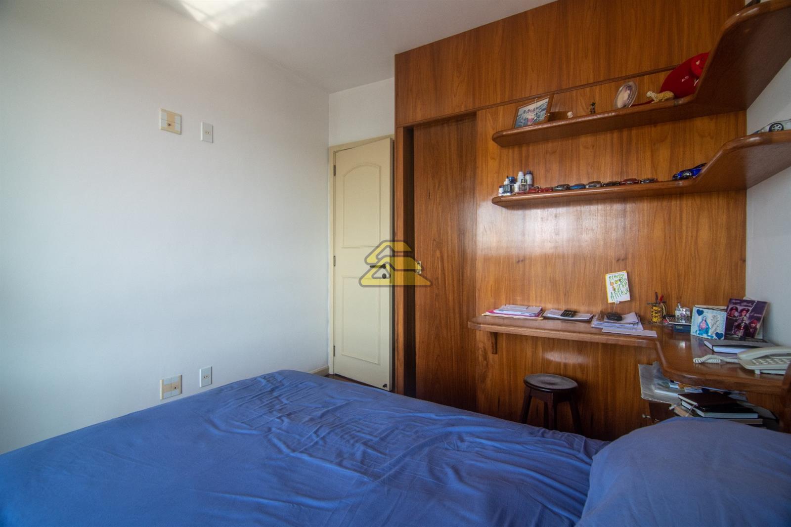 Apartamento à venda com 4 quartos, 215m² - Foto 30