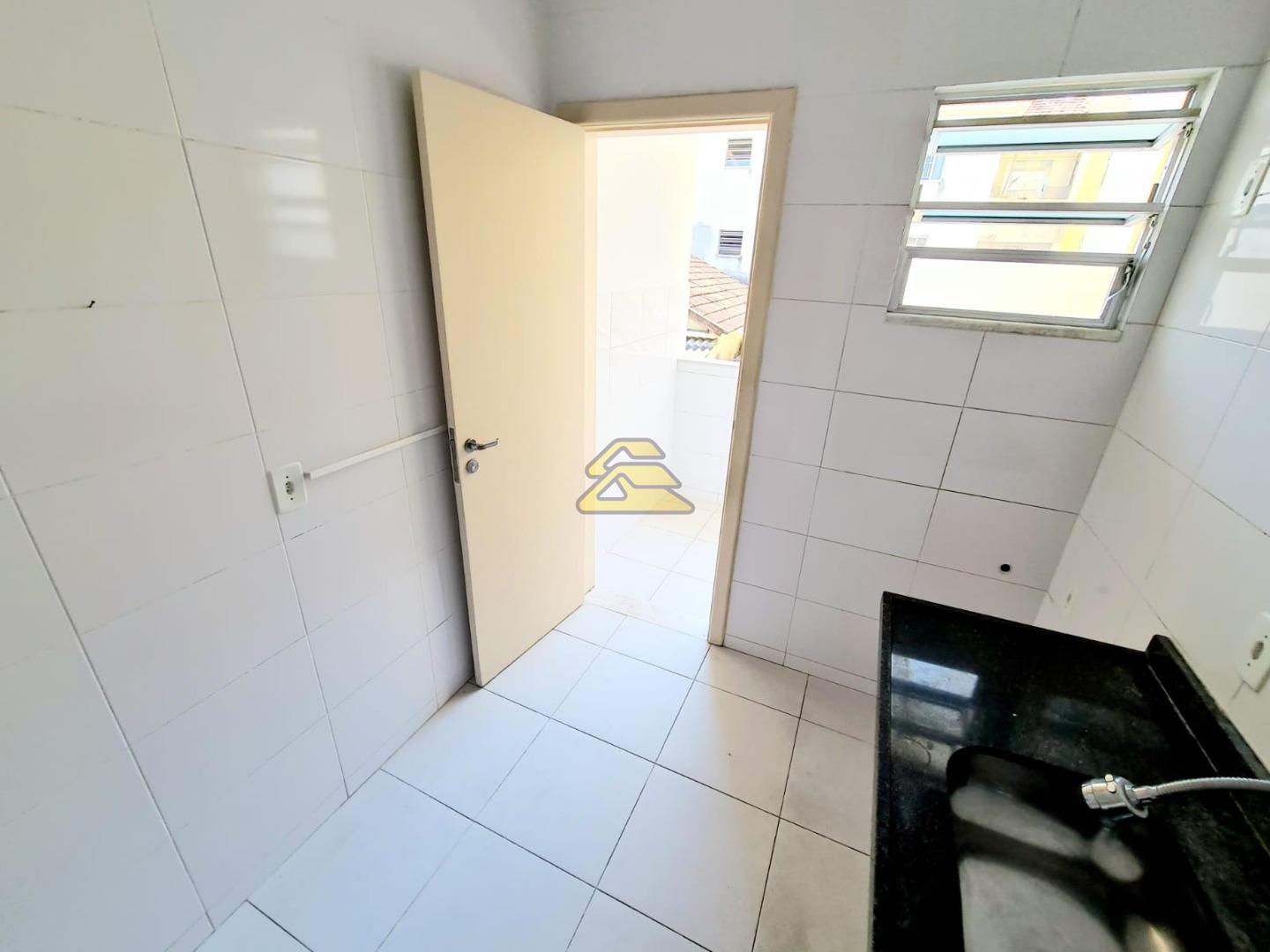 Apartamento à venda com 2 quartos, 67m² - Foto 18