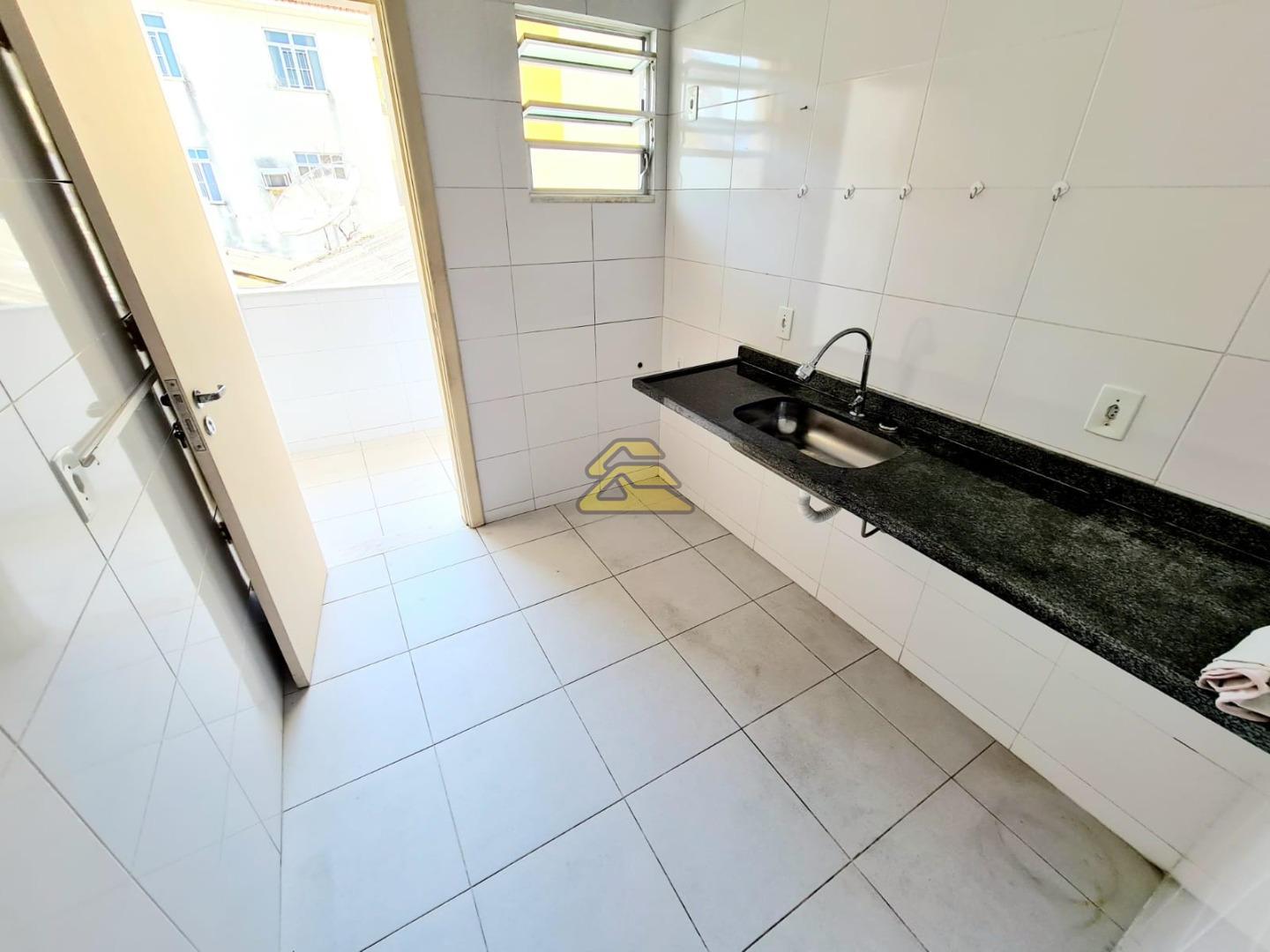 Apartamento à venda com 2 quartos, 67m² - Foto 16