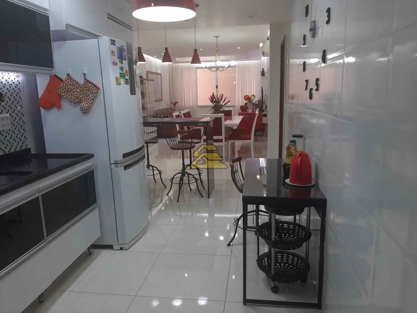 Apartamento à venda com 3 quartos, 132m² - Foto 8