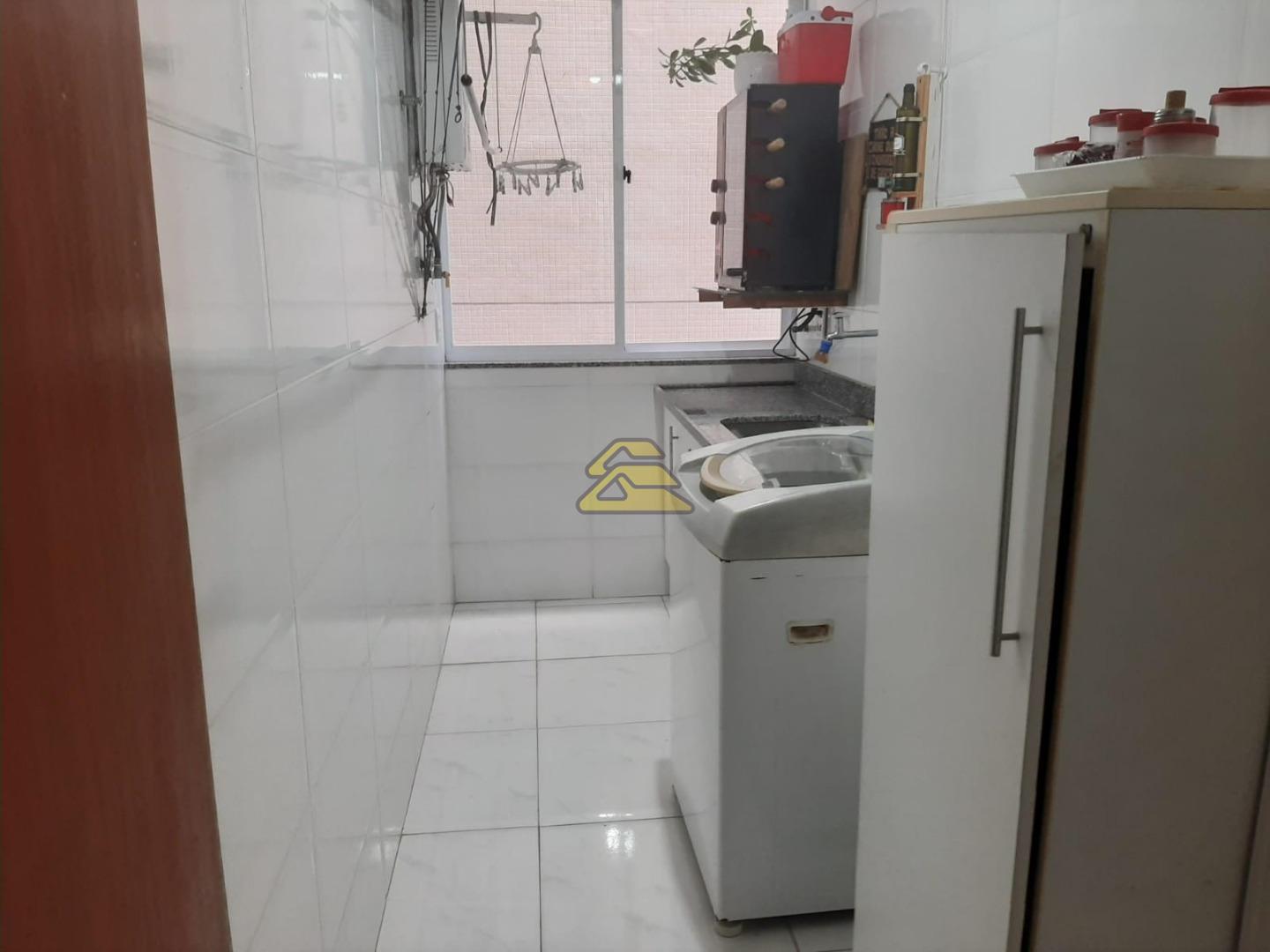 Apartamento à venda com 3 quartos, 132m² - Foto 17