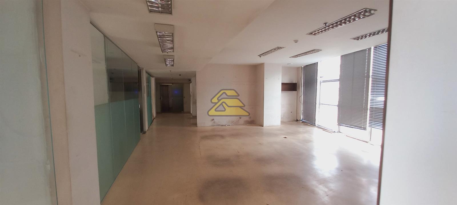 Conjunto Comercial-Sala para alugar, 254m² - Foto 13