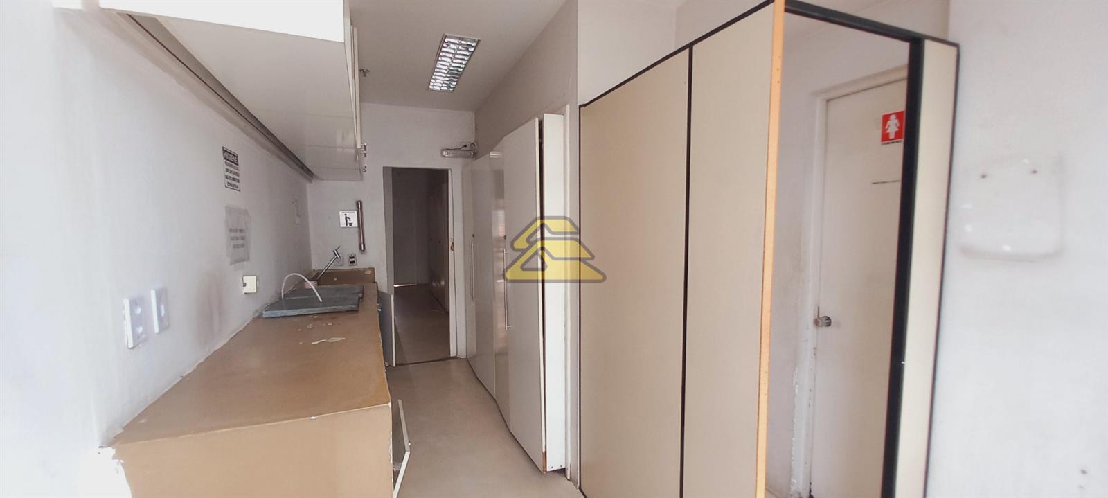 Prédio Inteiro à venda, 254m² - Foto 4