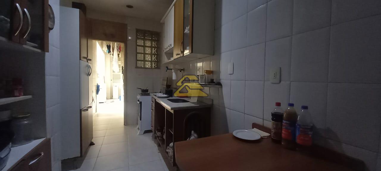 Apartamento à venda com 3 quartos, 106m² - Foto 10